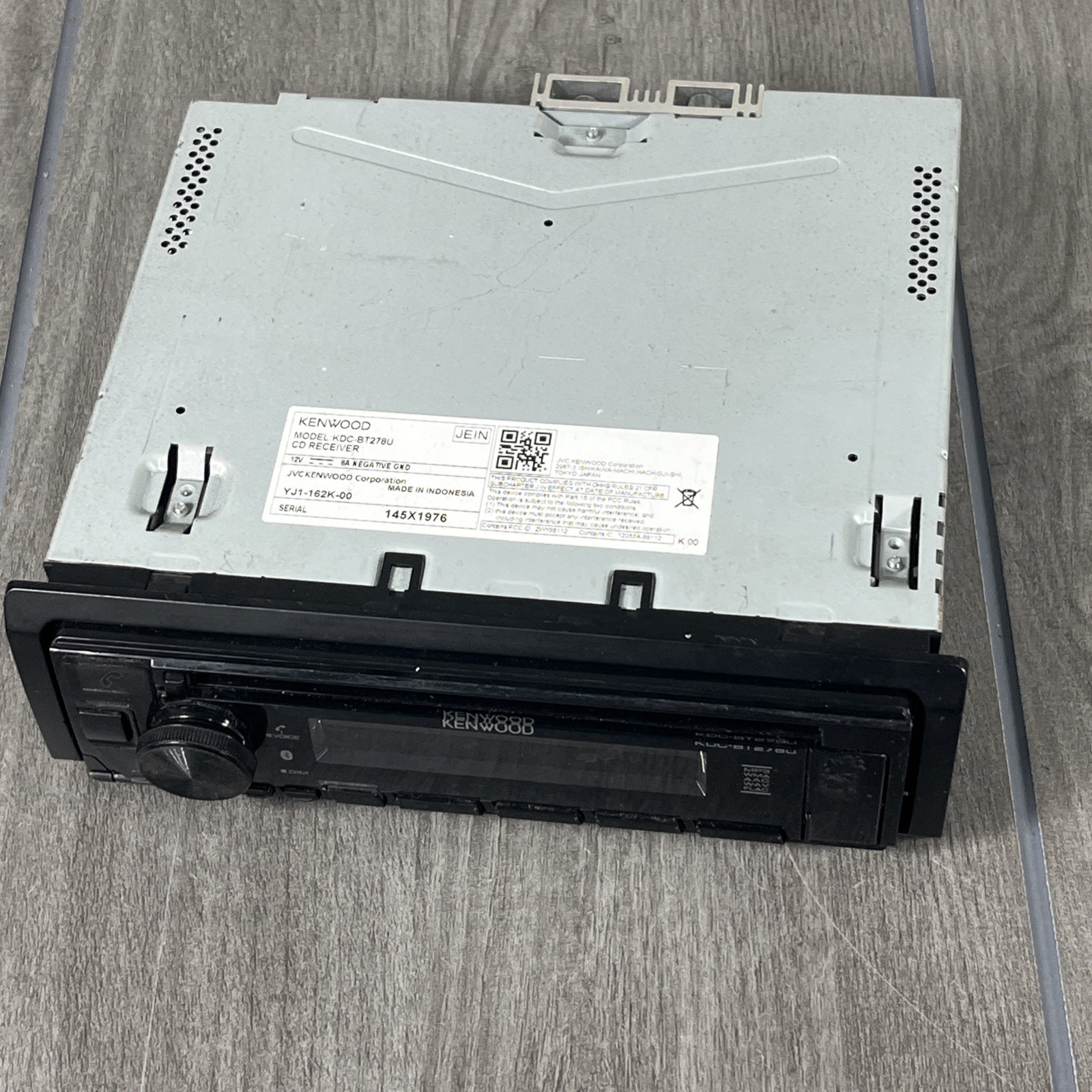 Kenwood CD Receiver with Bluetooth (KDC-BT278U) Untested – Worked When Removed