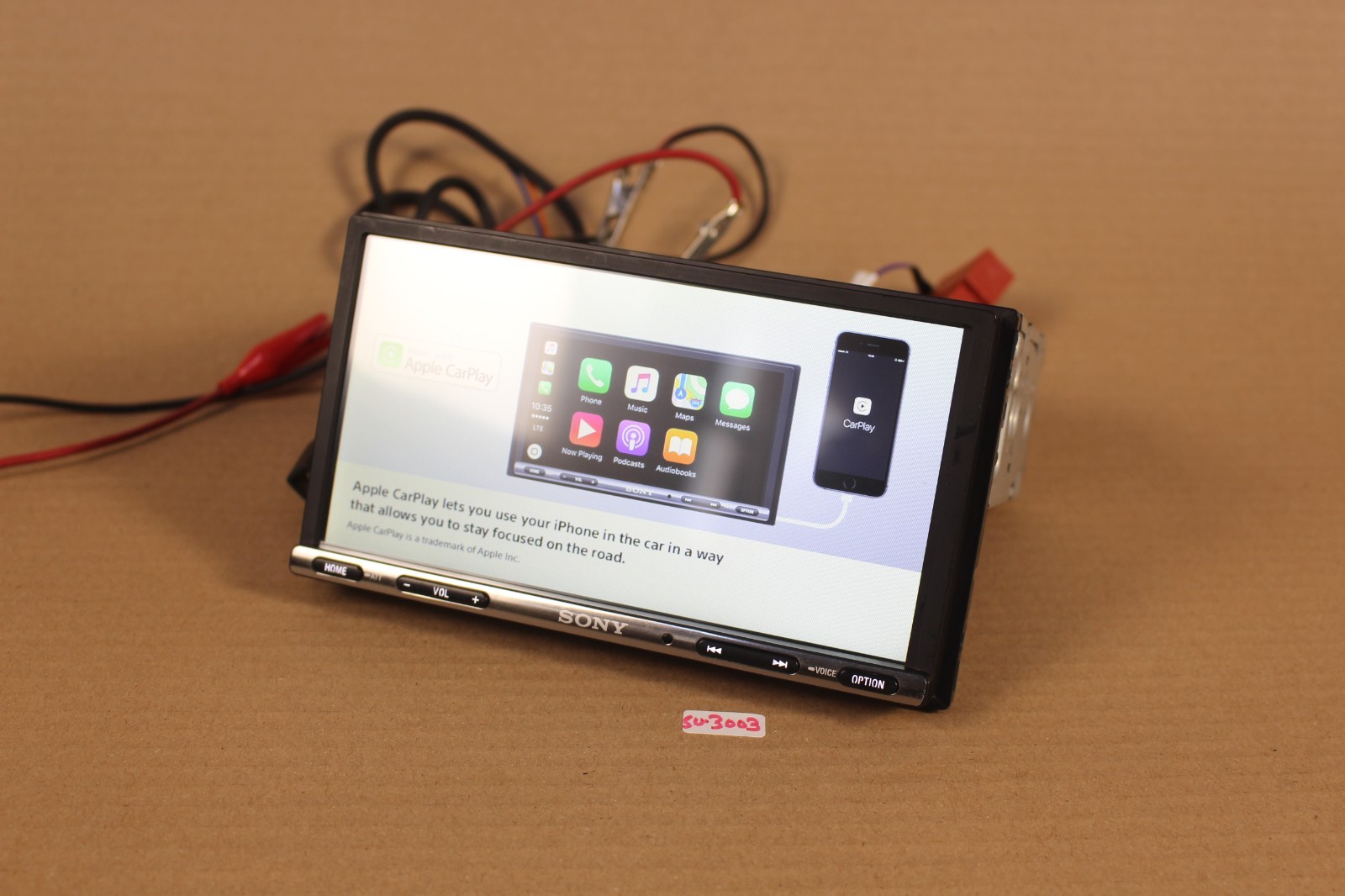 Sony XAV‑AX3000 – 7″ Touchscreen Media Receiver – Apple CarPlay / Android Auto