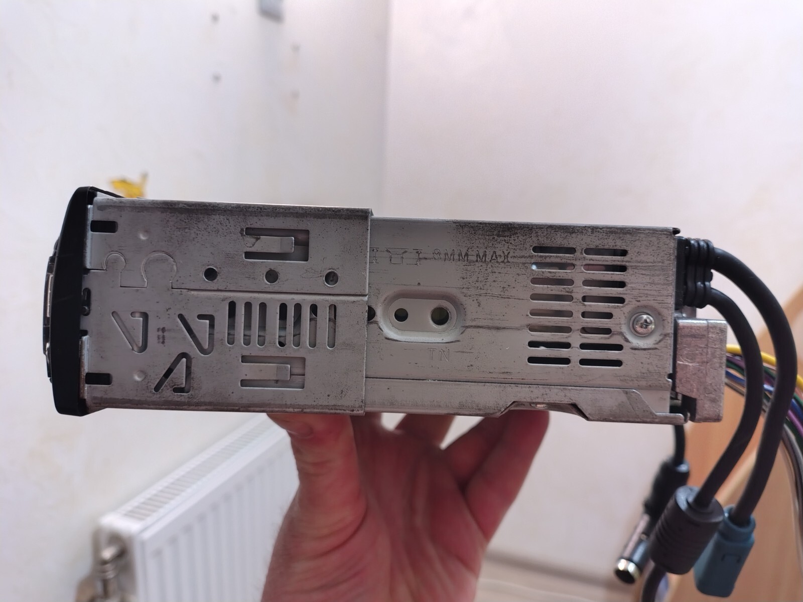 Alpine CDE-123E Car Stereo Mobile Media Receiver Fully Working Good Shape