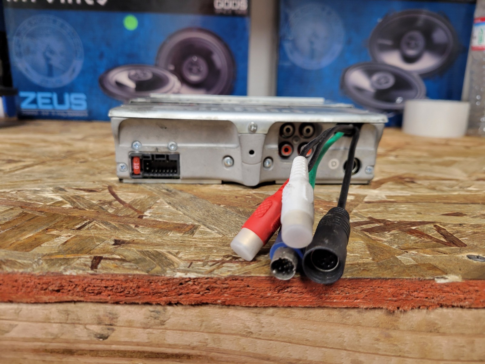 Dual XML8100 iPod Dock/Receiver Used Selling For Parts
