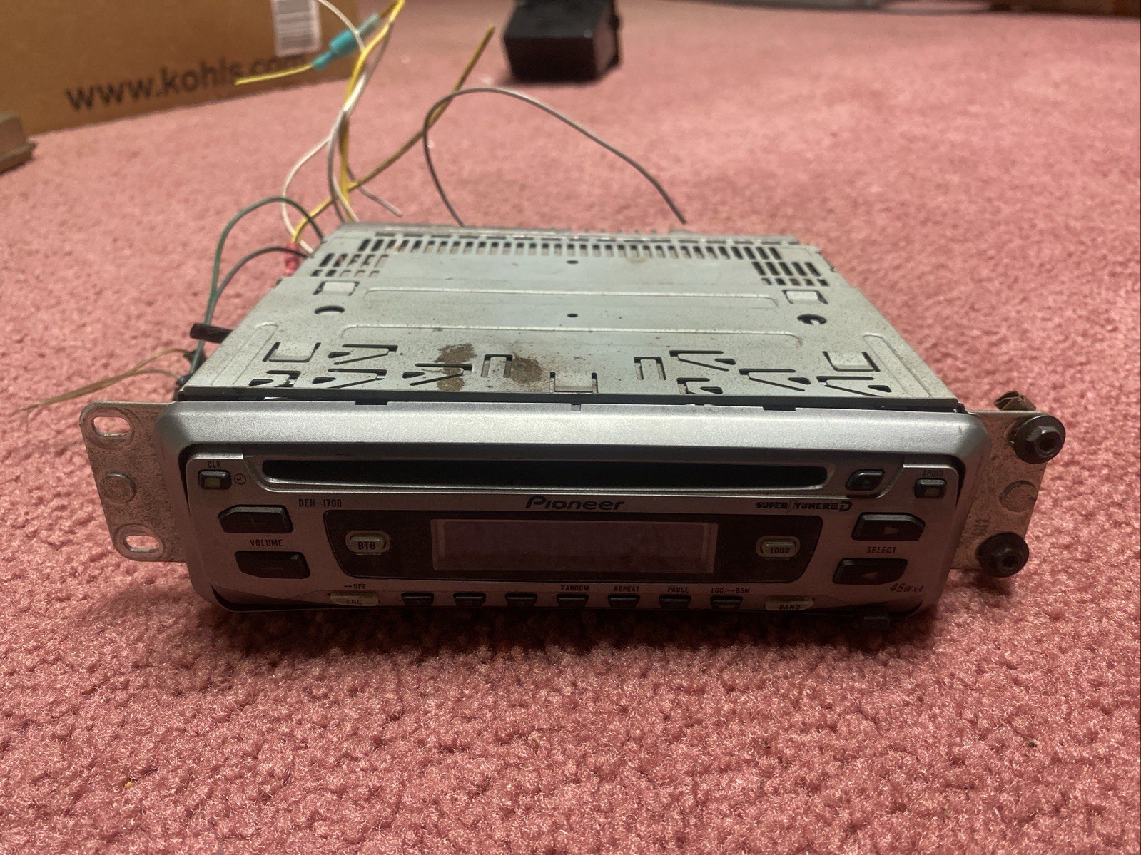 Pioneer Radio DEH-1700. Untested