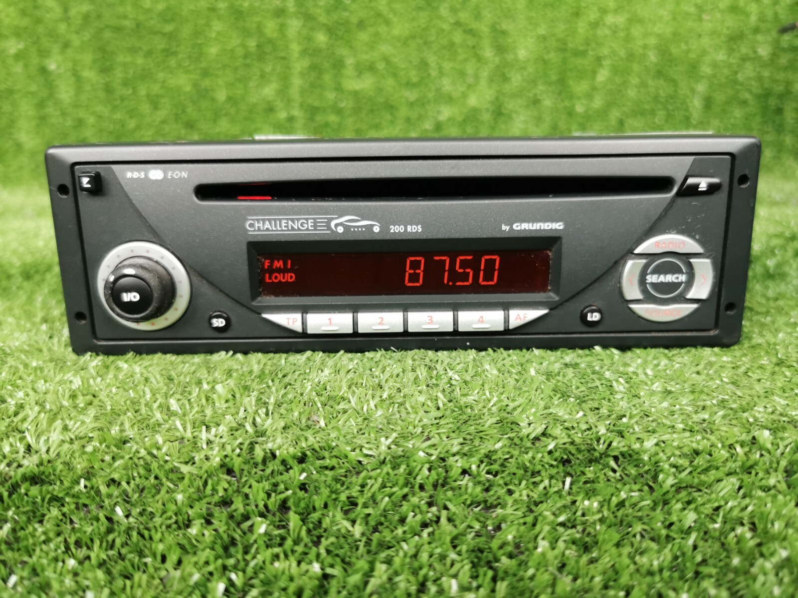 Grundig Challenge 200 Rds Challenger 200 Rds By Grundig Original Car Radio