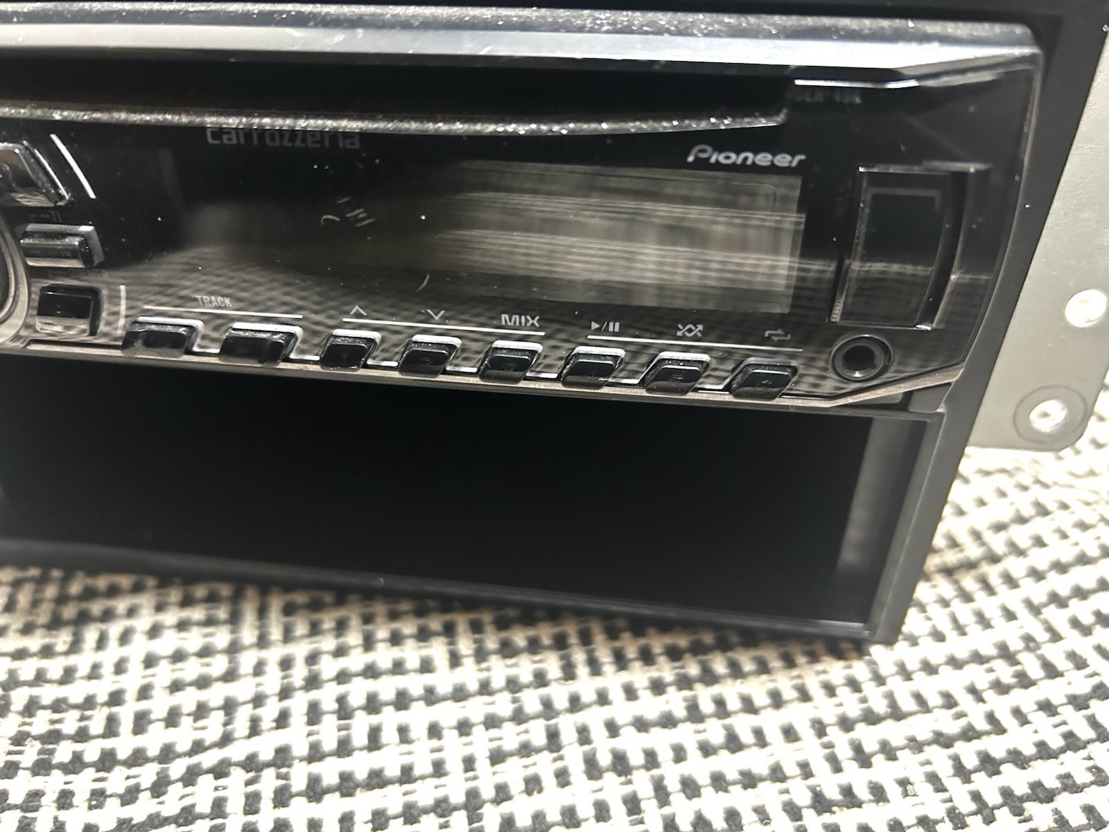 Pioneer Carrozzeria DEH-490 CD USB Tuner Car Stereo Main Unit Tested Working