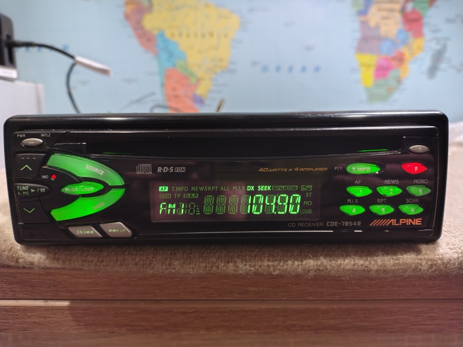 Alpine CDE-7854R Car Stereo Mobile Media Receiver Fully Working Good Shape