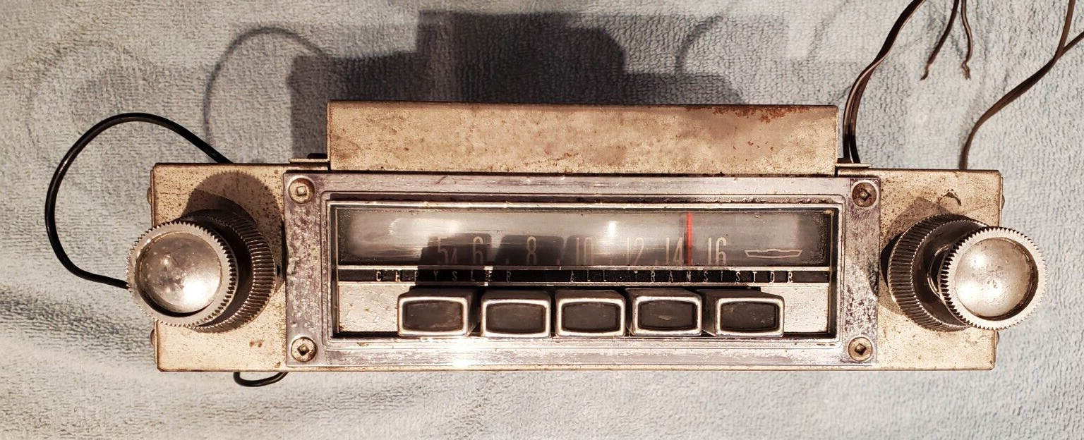1963 1964 Chrysler Newport 300 transistor radio used original condition Mopar