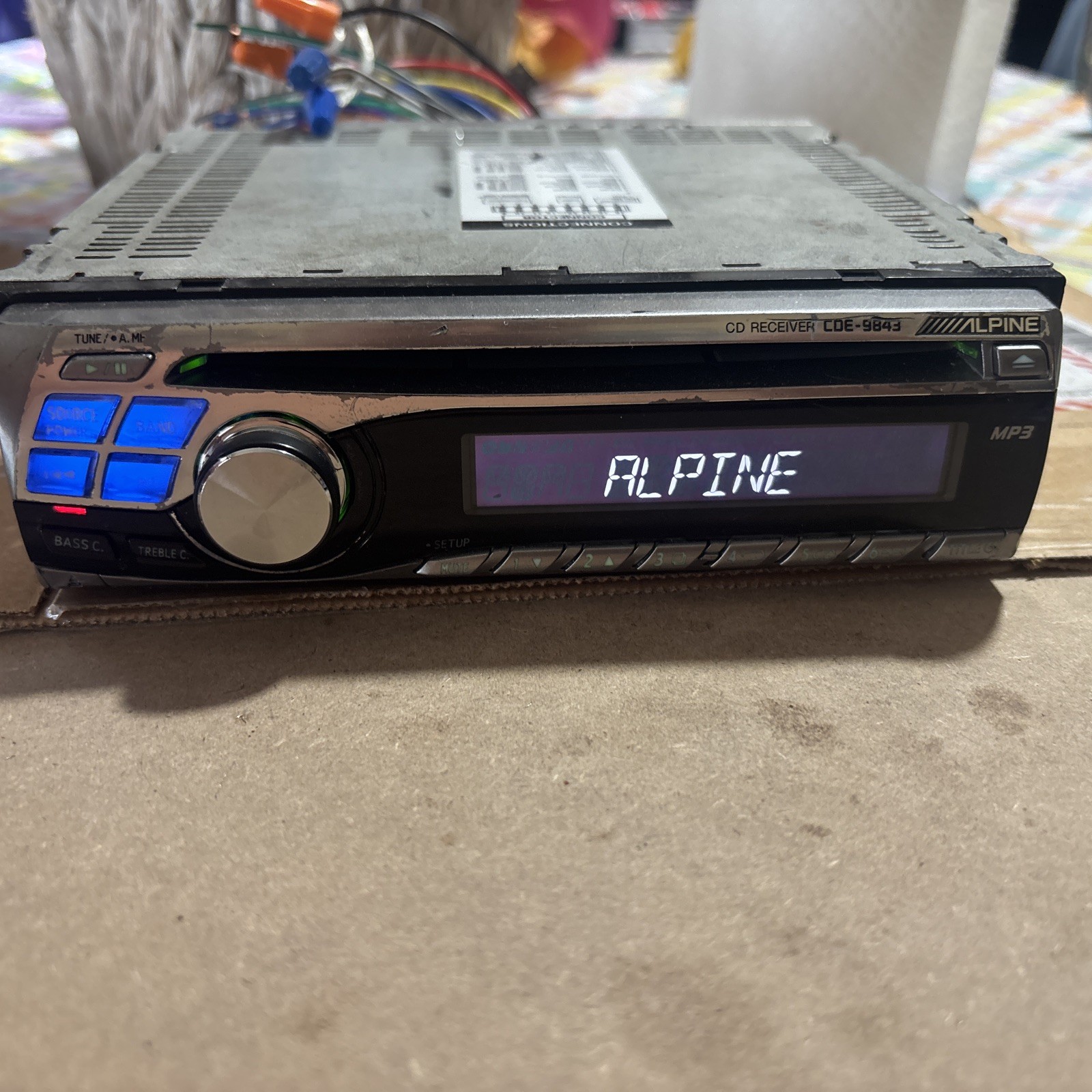Alpine CDE-9843 1DIN Car Stereo