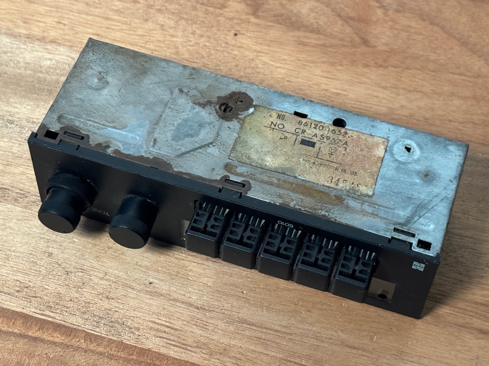 Vintage MATSUSHITA Japan 86120-16530 TOYOTA J-40 Landcruiser Factory Radio