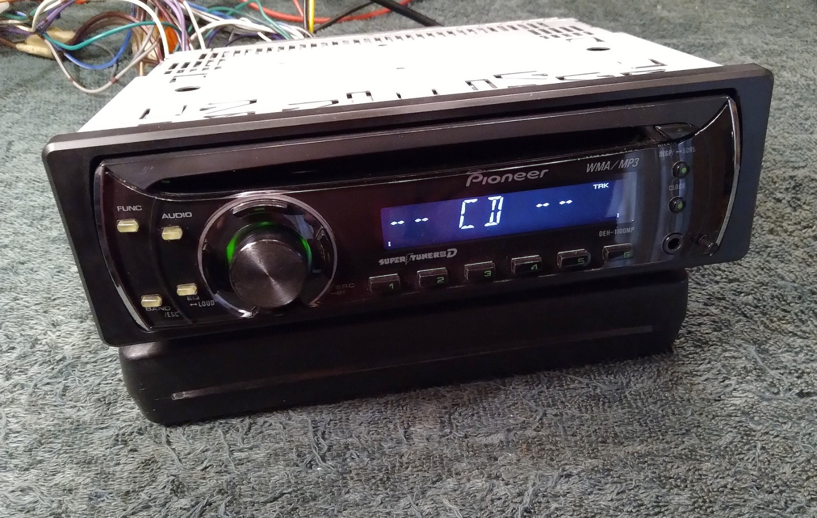 Pioneer DEH-1100MP, CD/MP3, Receiver , 200 watts,