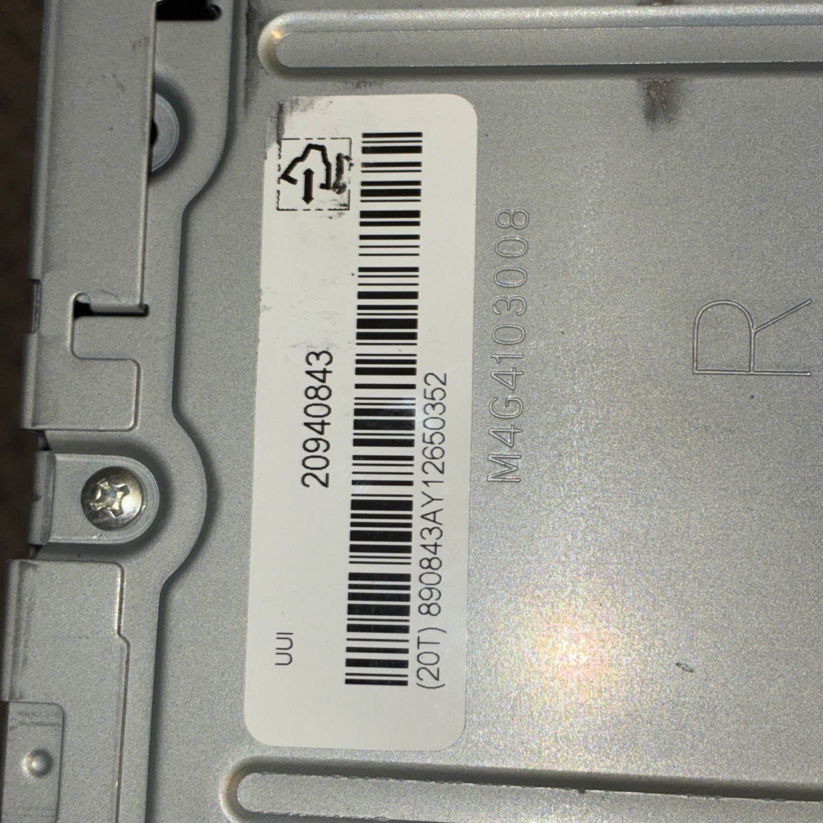 GM Chevrolet Malibu Radio CD Player USB AUX MP3 Part 20940843 Untested