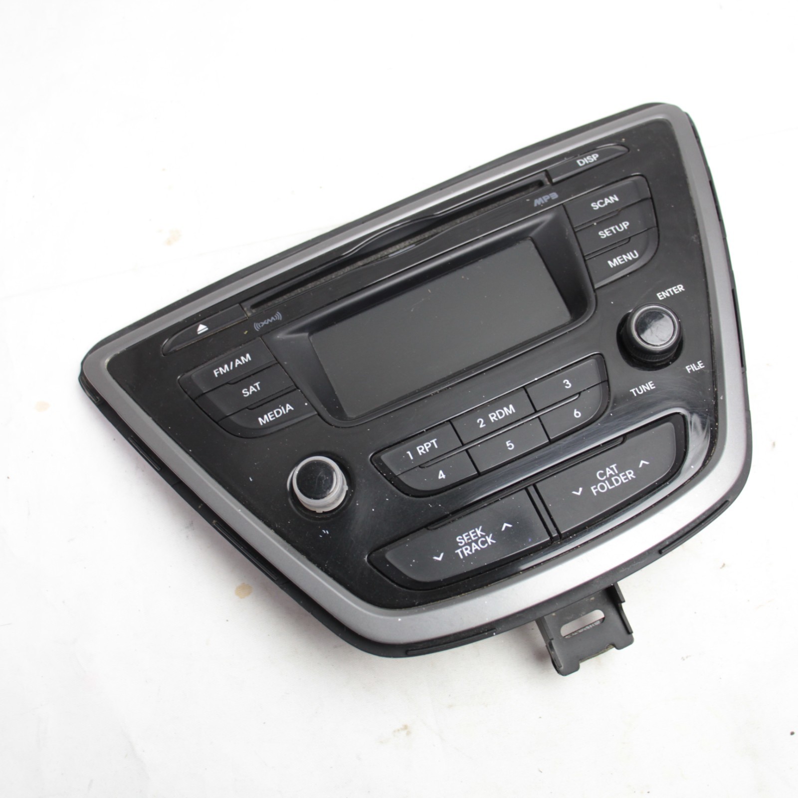 14 15 16 Hyundai Elantra sedan AM/FM XM CD radio 96170-3X156GU FACE PLATE ONLY
