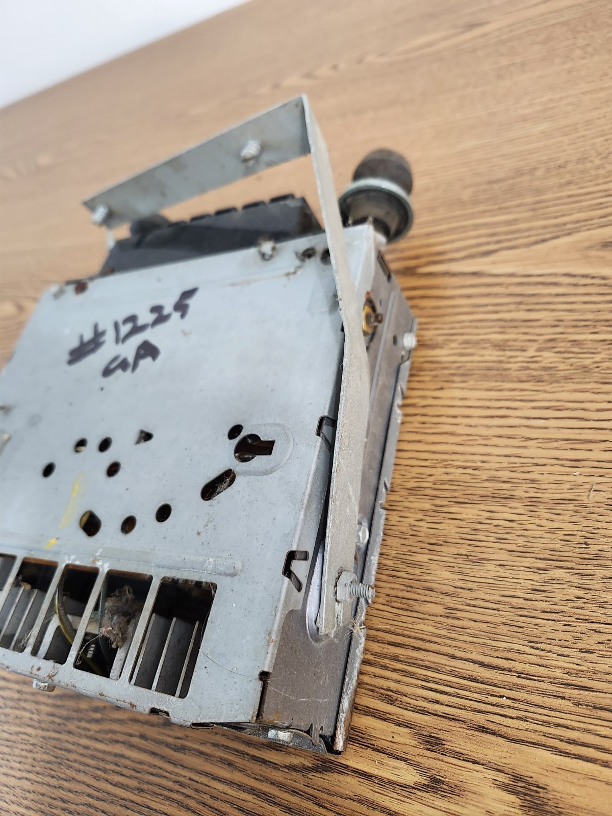 73-87 Chrvy Truck Delco GM Radio AM Oem Untested 73-80 K5 K10 C10 C20 K20 K30