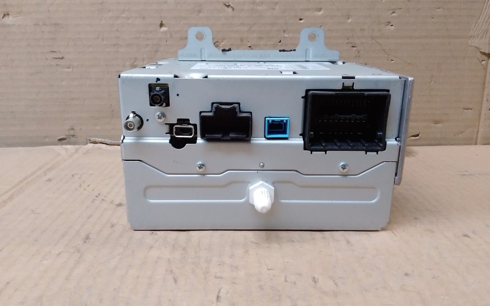 2013 CHEVY CRUZE RADIO RECEIVER W/ MY LINK AM-FM-SINGLE CD- MP3-USB ID-22979837
