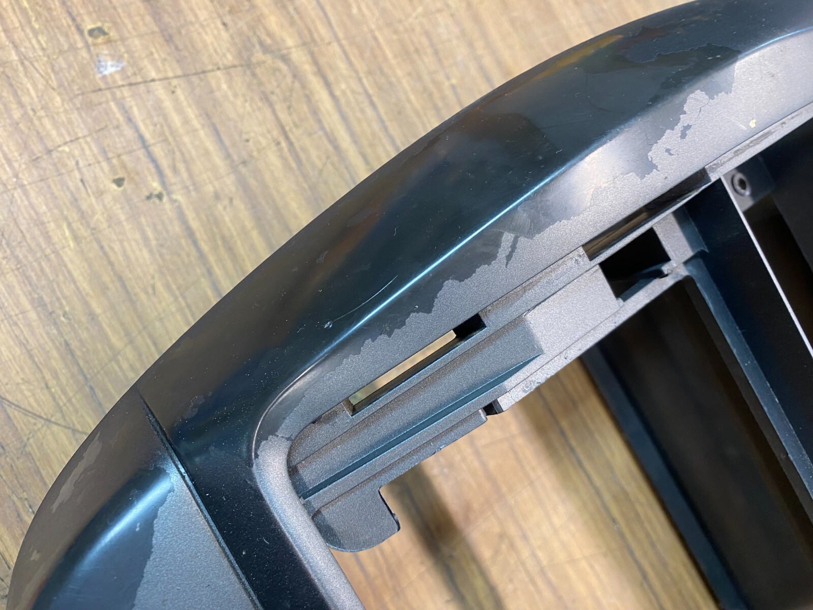 Ford Falcon AU S2,S3 Dash A/C Stereo Control Surround