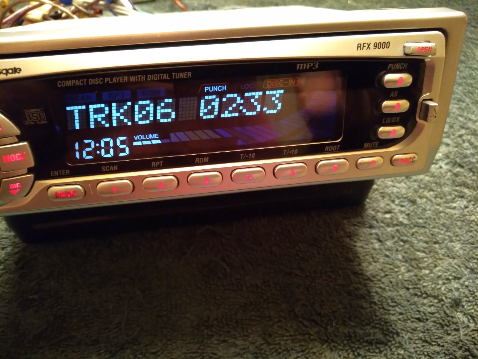 “Old School” Rockford Fosgate, RFX9000, CD/MP3/ Receiver,