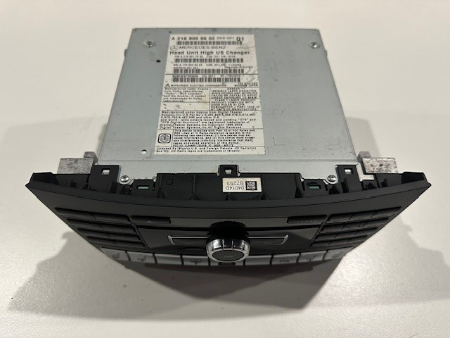 2010-2014 Mercedes CLS550 CLS63 E350 E550 E63 Radio Stereo Head Unit 2189009602