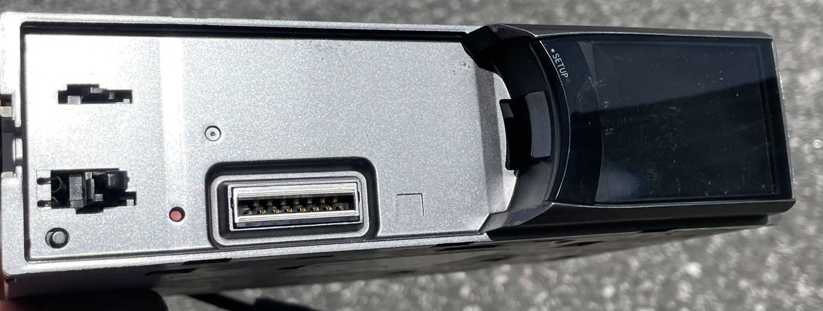 Alpine iDA-X001 Stereo 18 Watts RMS USB Aux No Remote