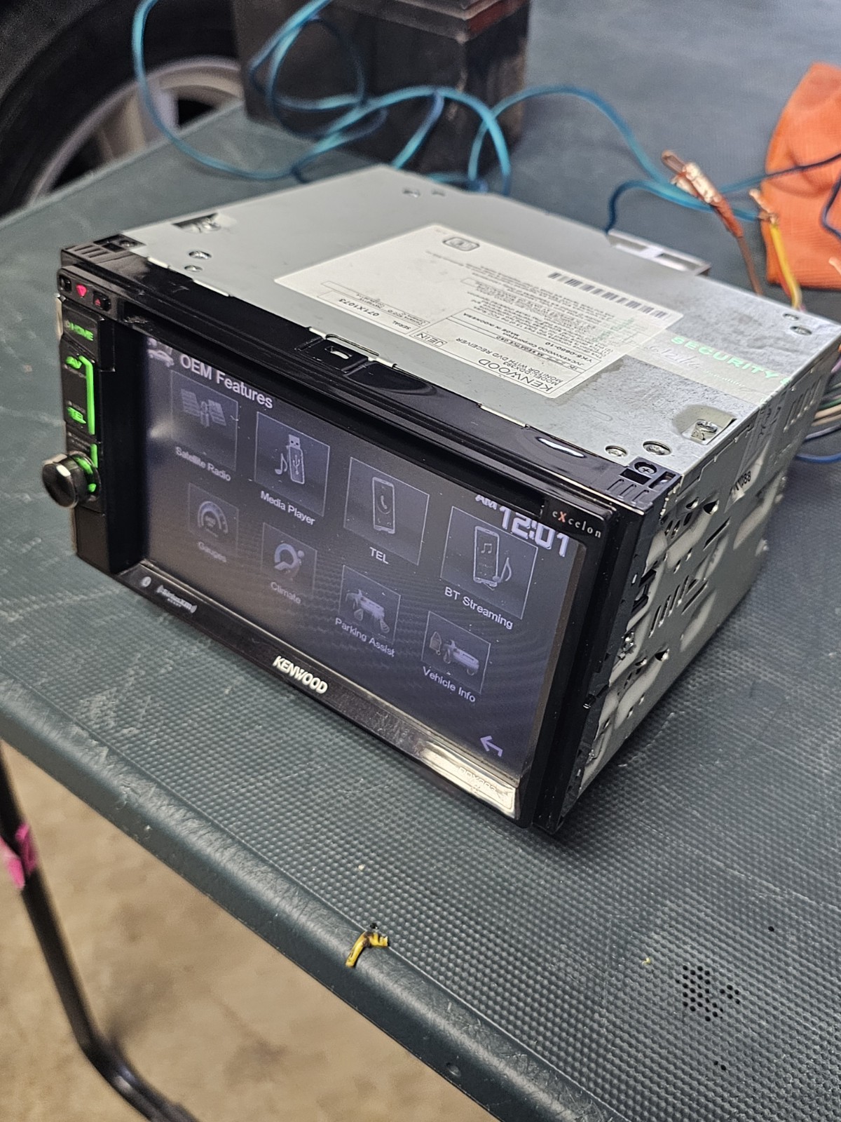 Kenwood DDX393 Double Din CD/DVD Stereo