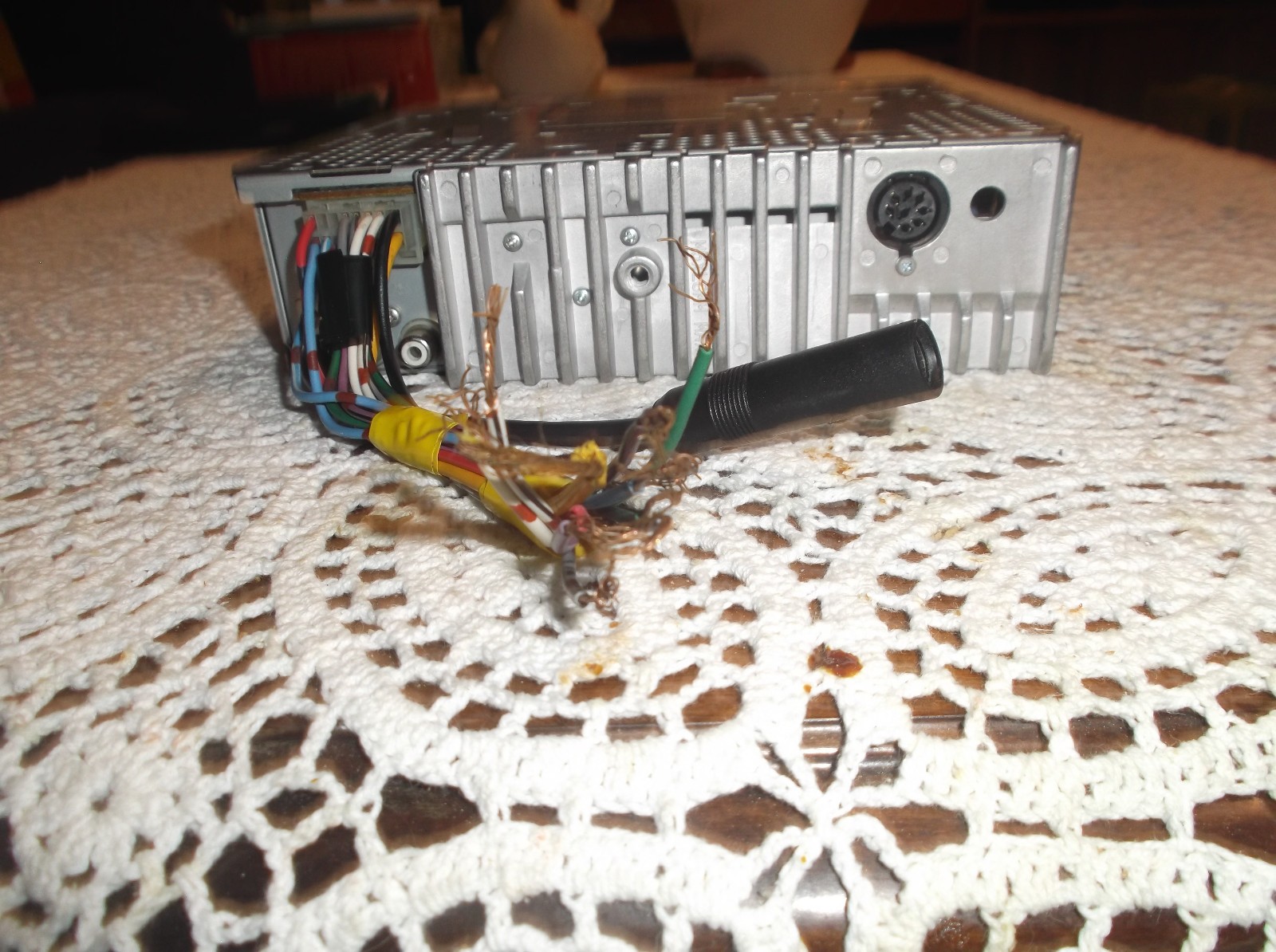 ALPINE CDM-9821 CD CAR RADIO BODY WITH WIRING PLUG