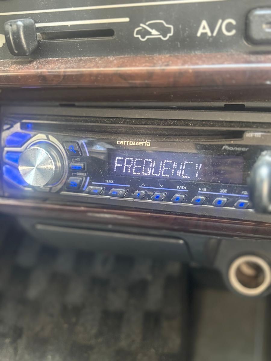 Carrozzeria Pioneer Car Audio DEH-490 1DIN USB AUX CD Tested