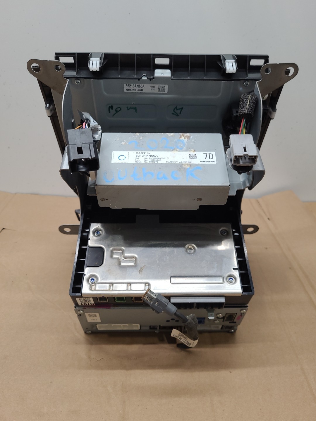 MINT! 2020 2021 2022 Subaru Outback Radio Screen Display 86201AN65A 86213AN65A