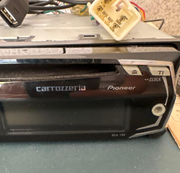 Pioneer Carrozzeria DEH-780 1Din Car Audio USB CD Player JDM Tested Japan