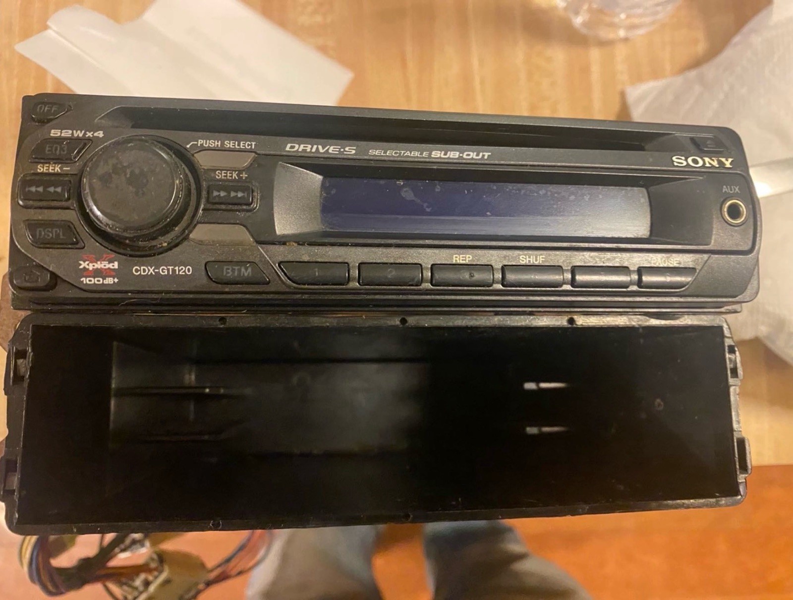 Sony CDX-GT120 Cd Player Radio