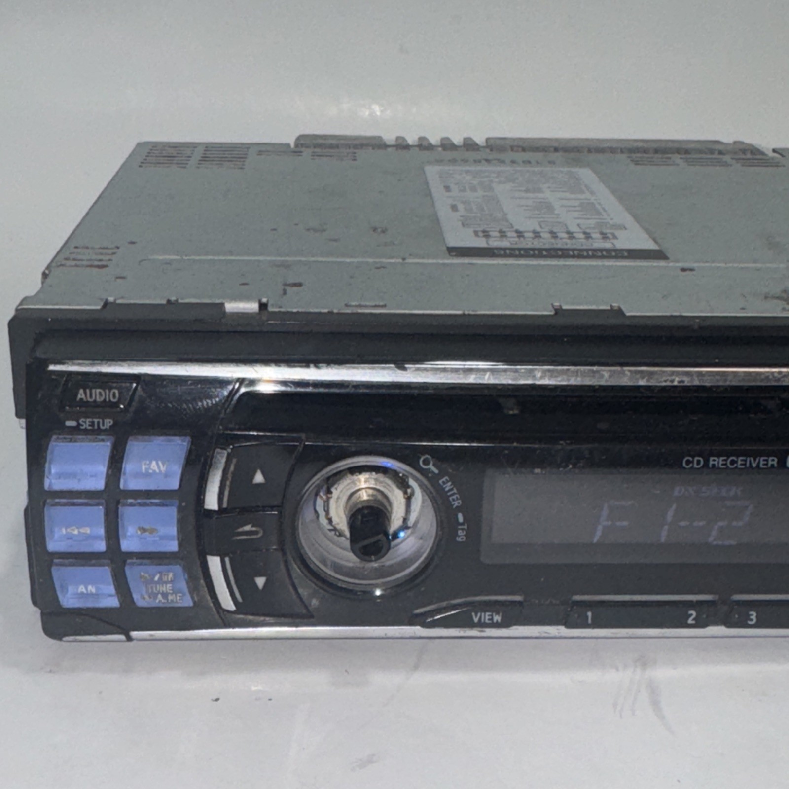 Alpine CDE-124SXM MP3/CD In Dash Receiver USB XM Pandora Radio Detachable Face