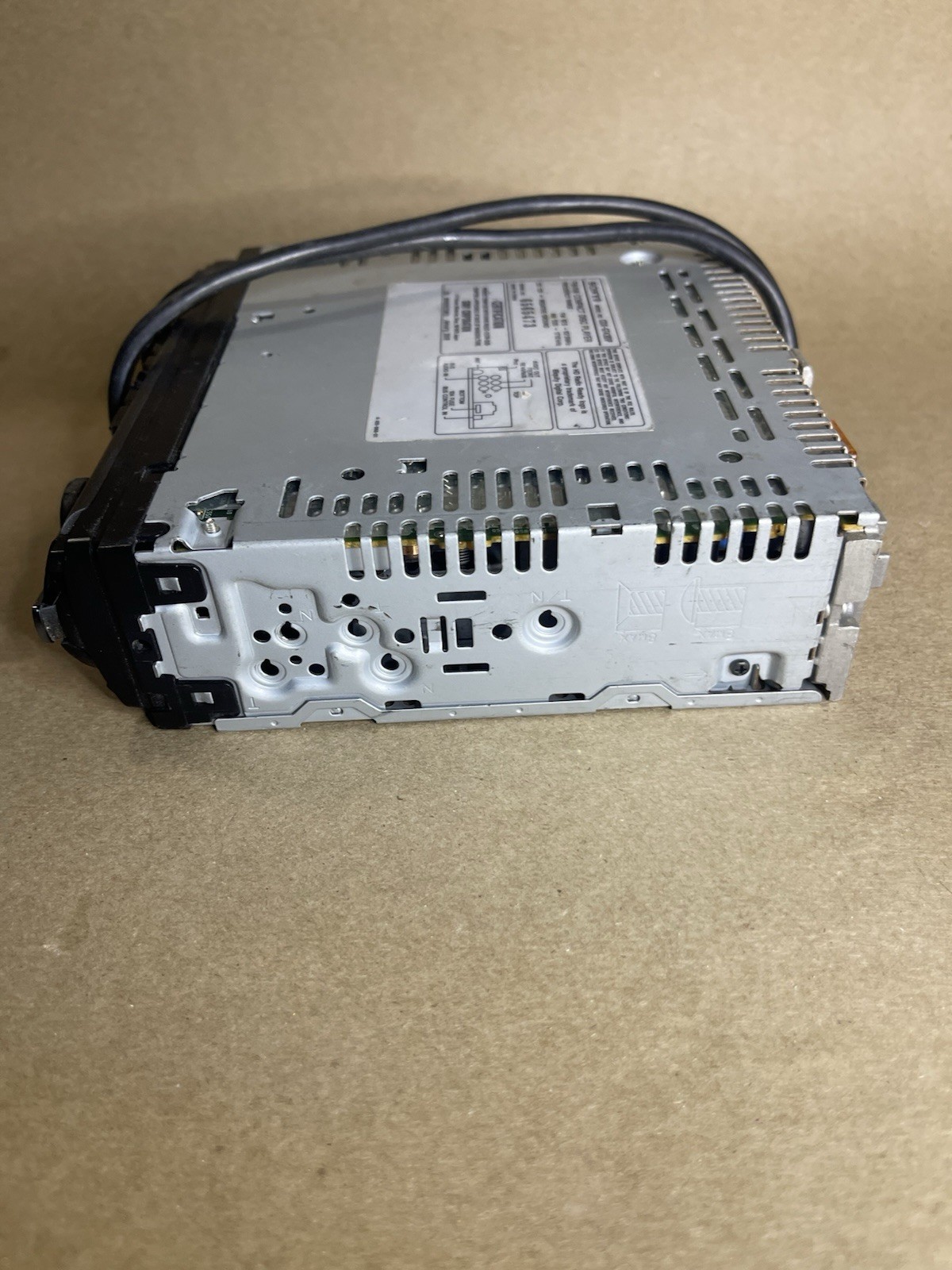 Sony CDX-GT430IP CD Player/MP3 In Dash Receiver Untested