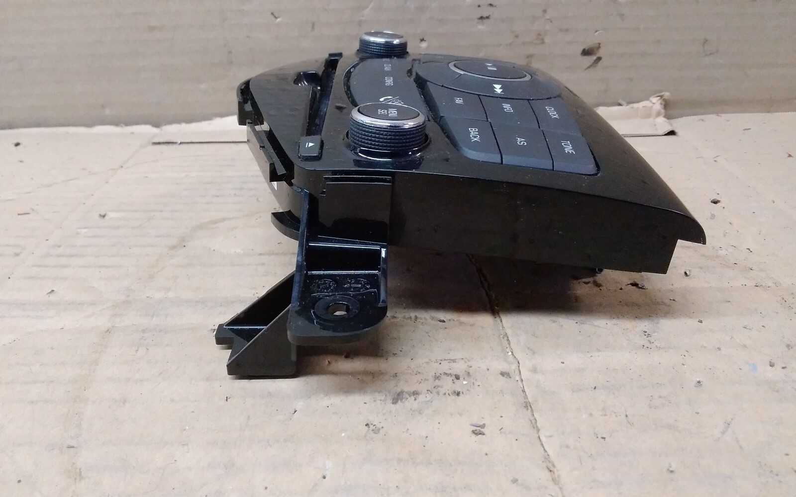 2013 CHEVROLET CRUZE AM FM CD MP3 RADIO CONTROL PANEL ID- 95914367