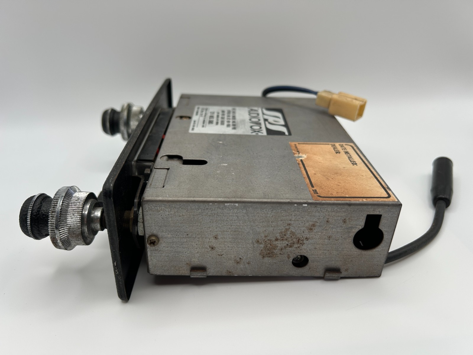 Vintage SPS by AUDIOVOX AM/FM Car Radio Model No. IM-FM Stock No. 82 – Singapore