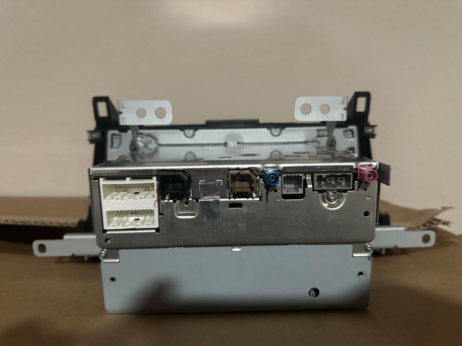 2018 Nissan Rogue Sport OEM Radio with Navigation (Used)