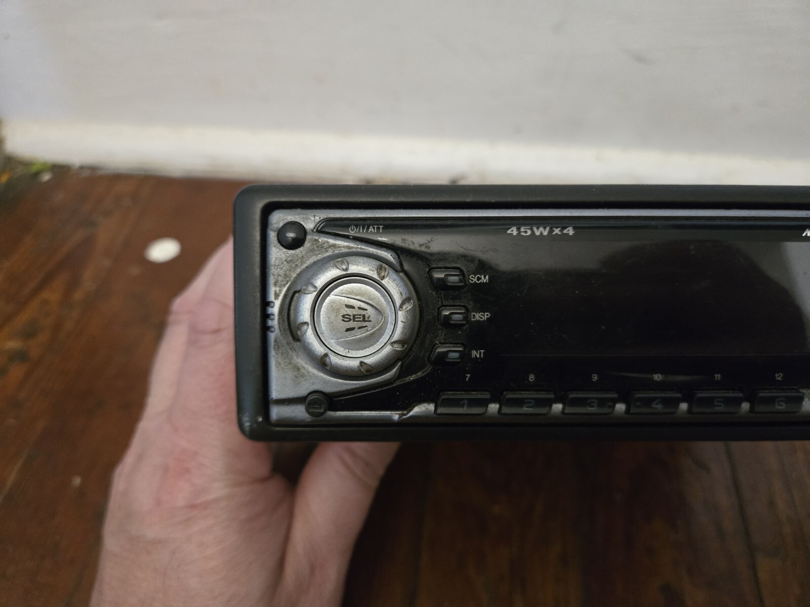 JVC KD-SX770 Car Stereo AM/FM CD BlueR 45W X 4 Tested w/ Wiring Harness