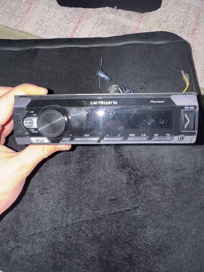 Used Pioneer DEH-380 1DIN audio deck, confirmed working