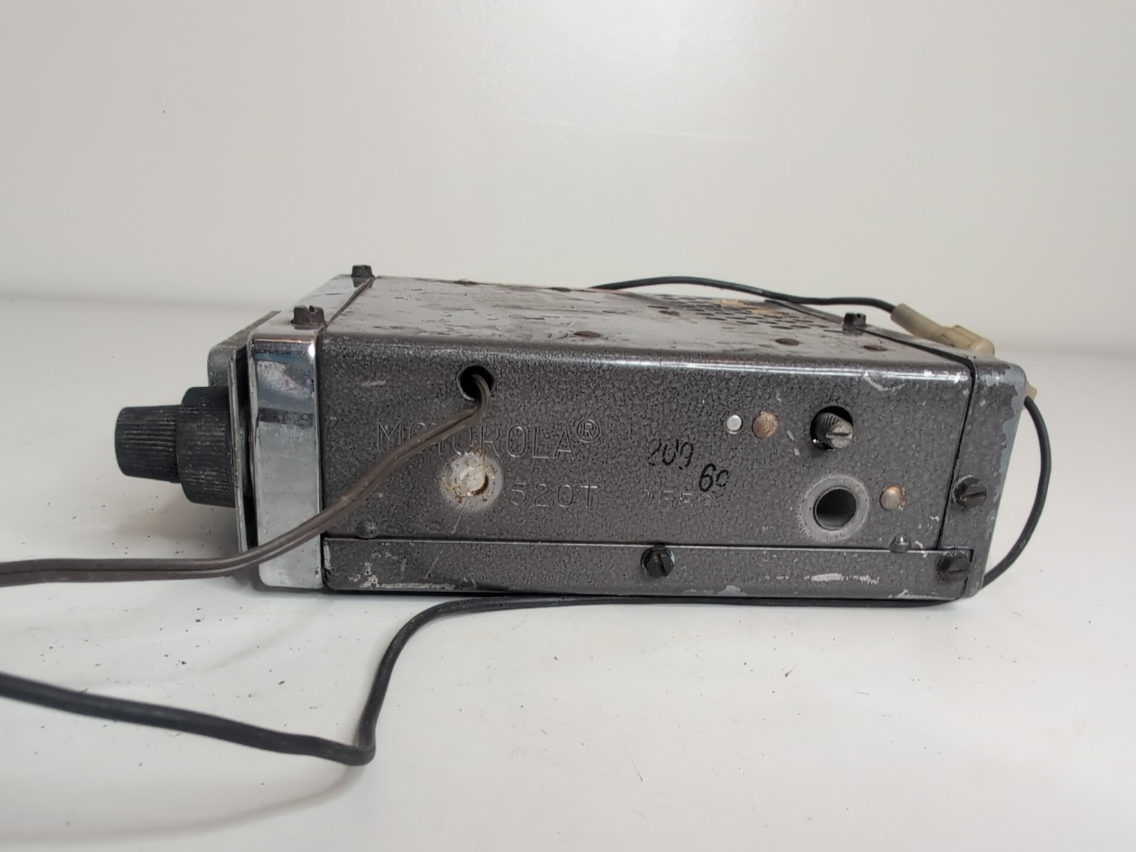 Vintage 1960’s Motorola All Transistor Car Radio Auto 520T