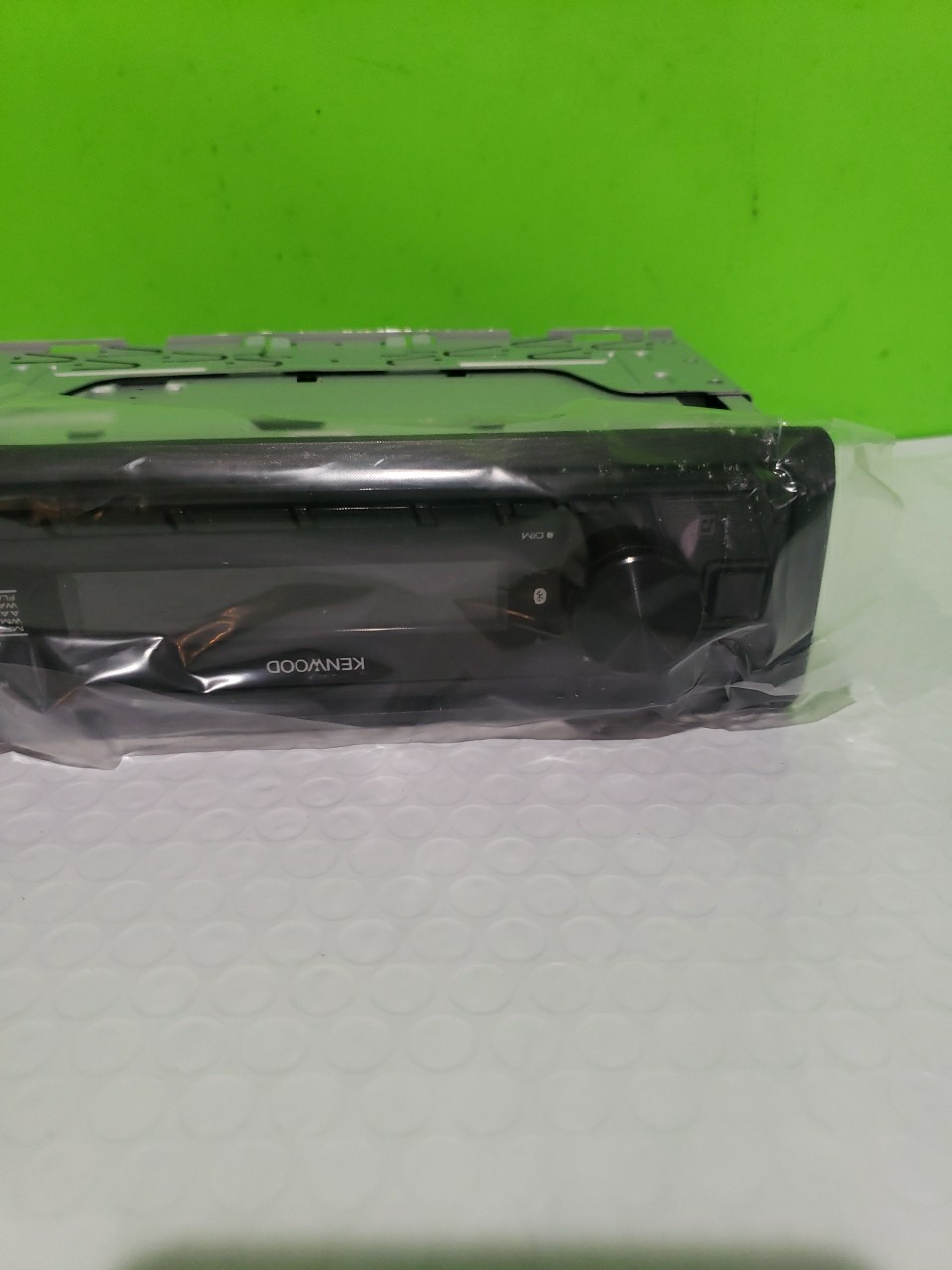 KENWOOD KMM-BT270U Bluetooth Digital Media Car Stereo Receiver with USB Port