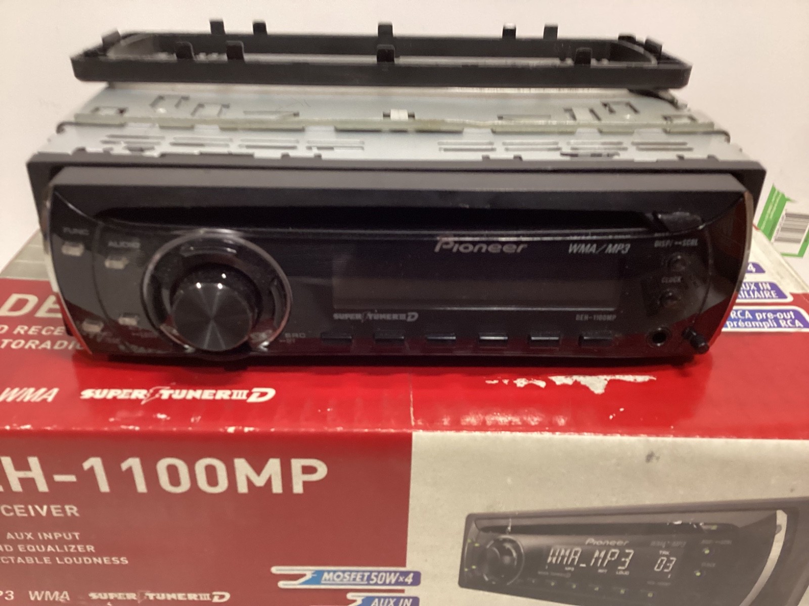 Pioneer DEH-1100MP CD Player WMA MP3 Aux In Car Stereo Radio open box