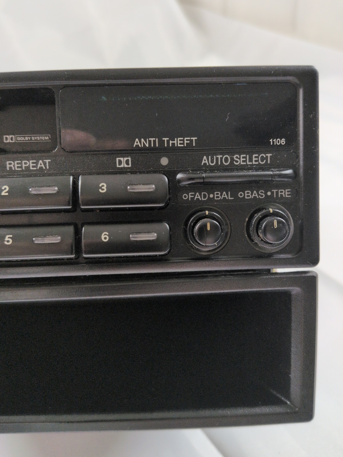 Honda OEM 1990-1993 Accord AM FM Cassette Radio 39100-SM4-A310-M1 Untested