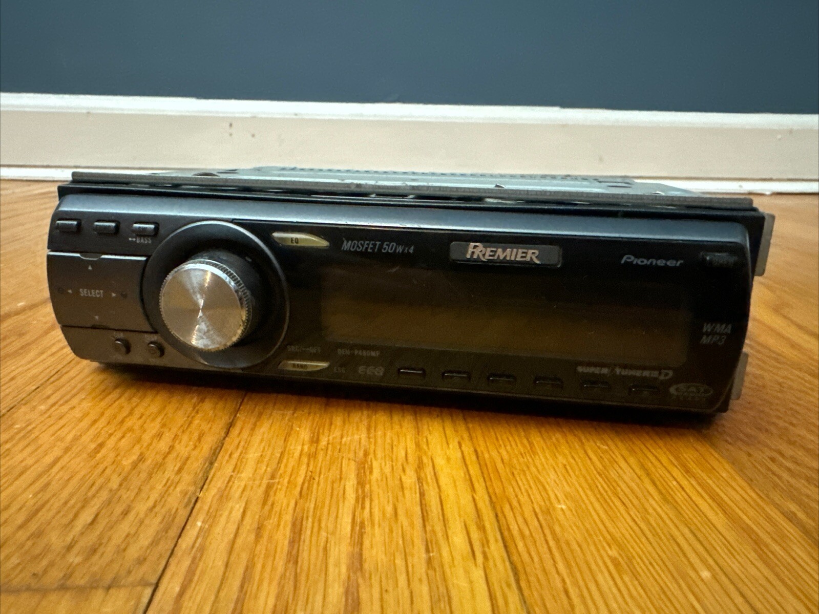 Pioneer Premier Car Radio EEQ 50Wx4 XM Ready AUX WMA EEQ DEH-P480MP CD Player