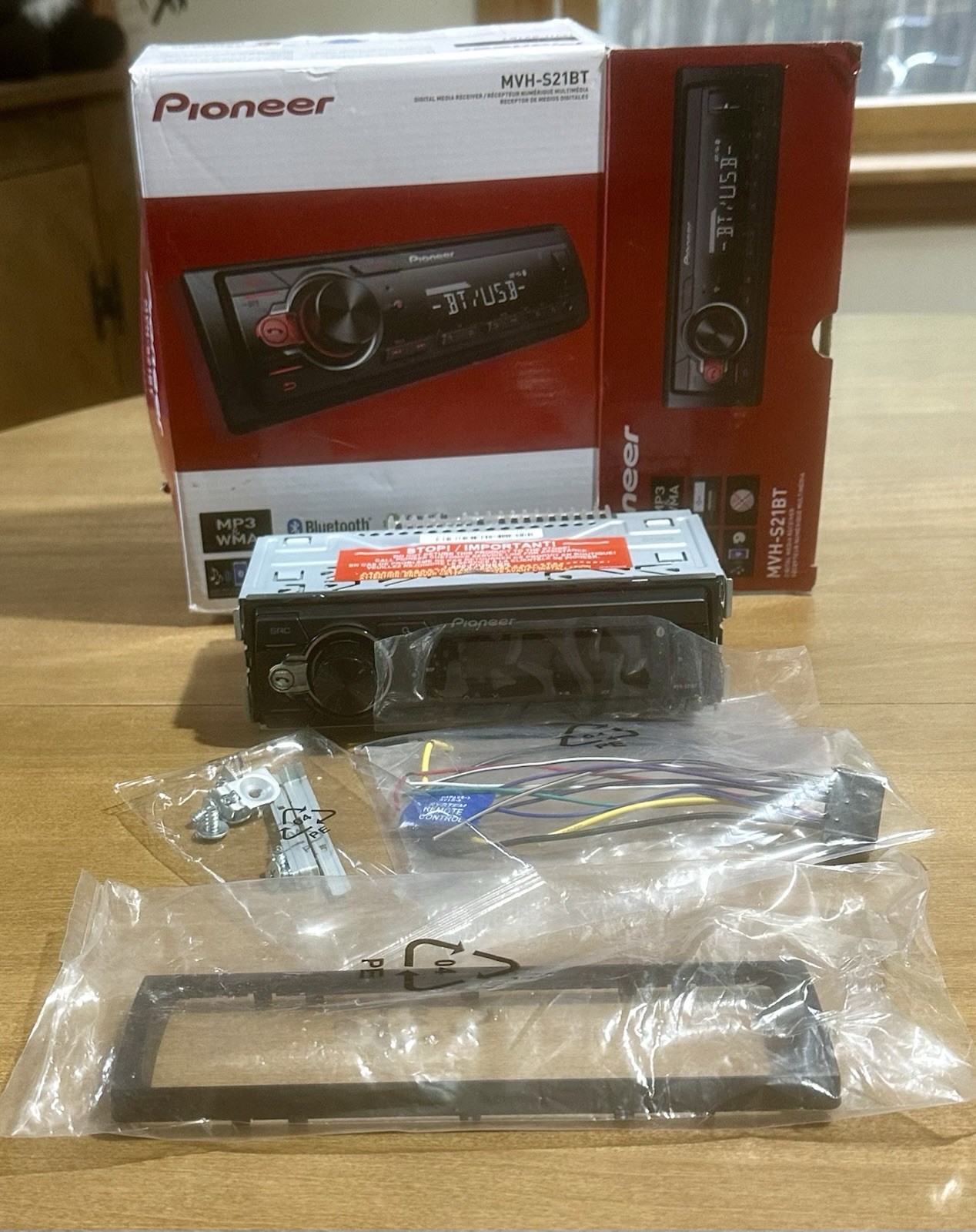 Pioneer MVH-S21BT Digital Media Receiver Bluetooth New Open Box No Manual