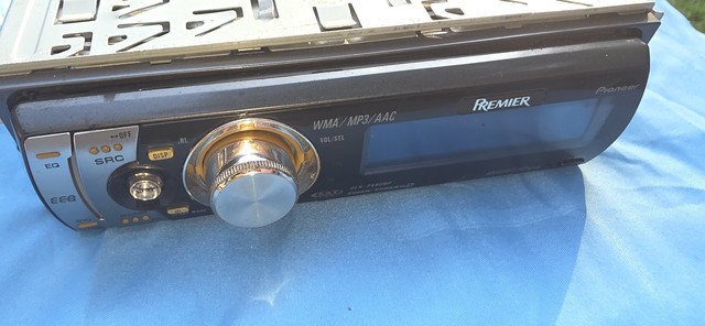 Vintage Pioneer Premier DEH-P680MP CD MP3 Car Stereo Receiver Works