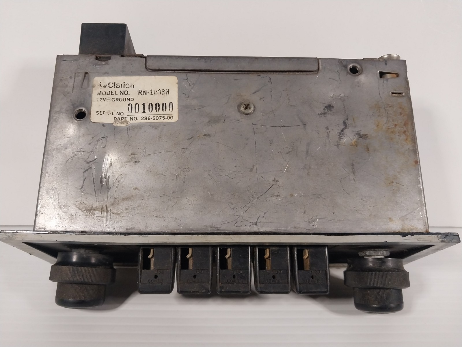 Datsun 720 Factory Head Unit & Surround Radio RN-1003H Clarion Nissan Pickup