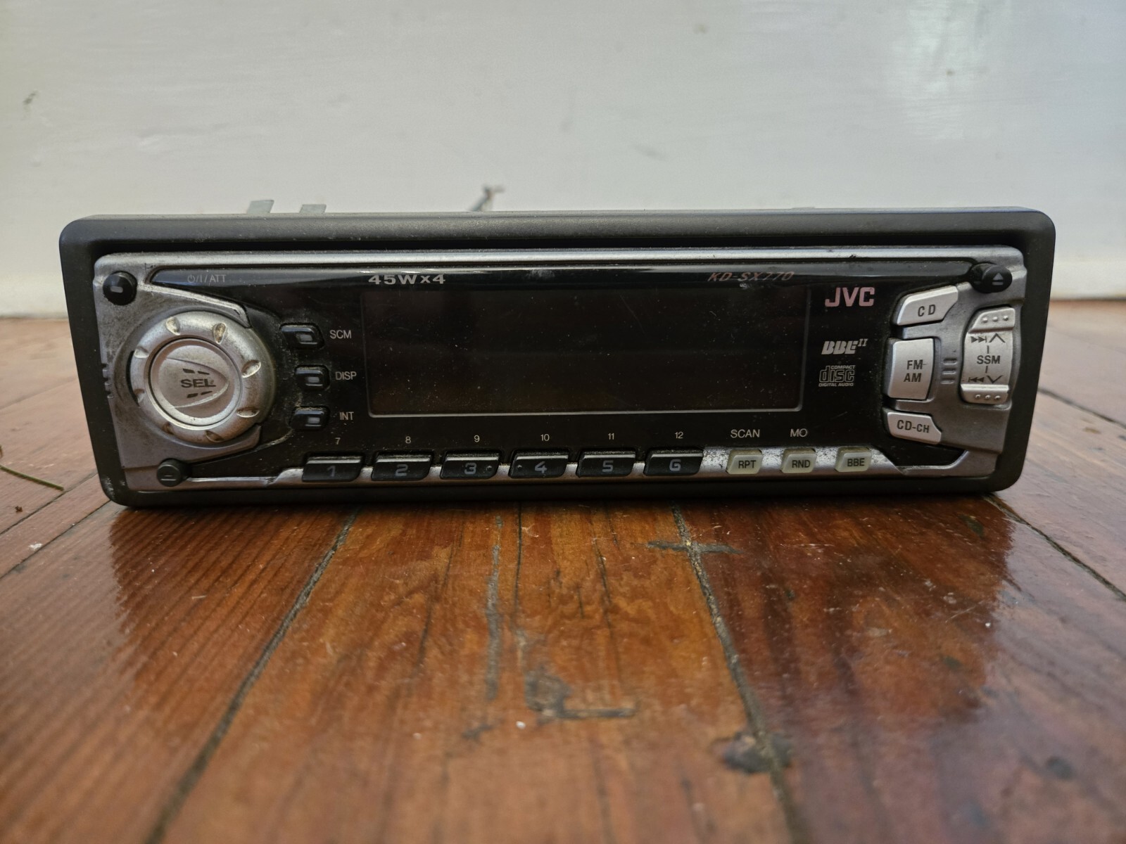 JVC KD-SX770 Car Stereo AM/FM CD BlueR 45W X 4 Tested w/ Wiring Harness