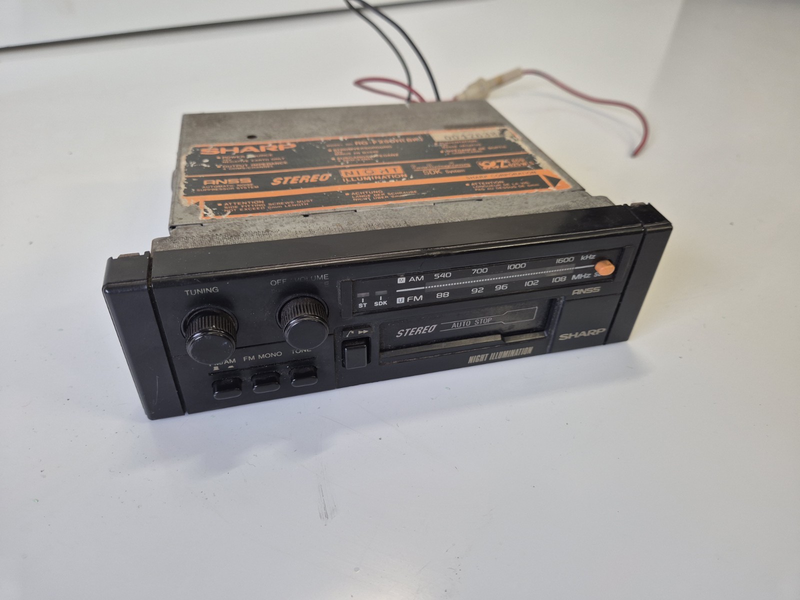 Vintage SHARP RG-250 BK Car Stereo Radio OEM