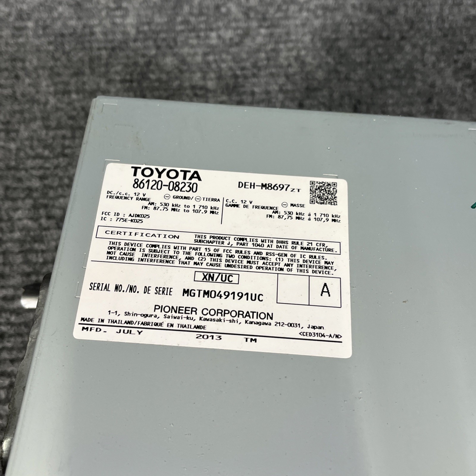 2011-2014 Toyota Sienna AM FM CD WMA Mp3 Radio Receiver 86120-08230