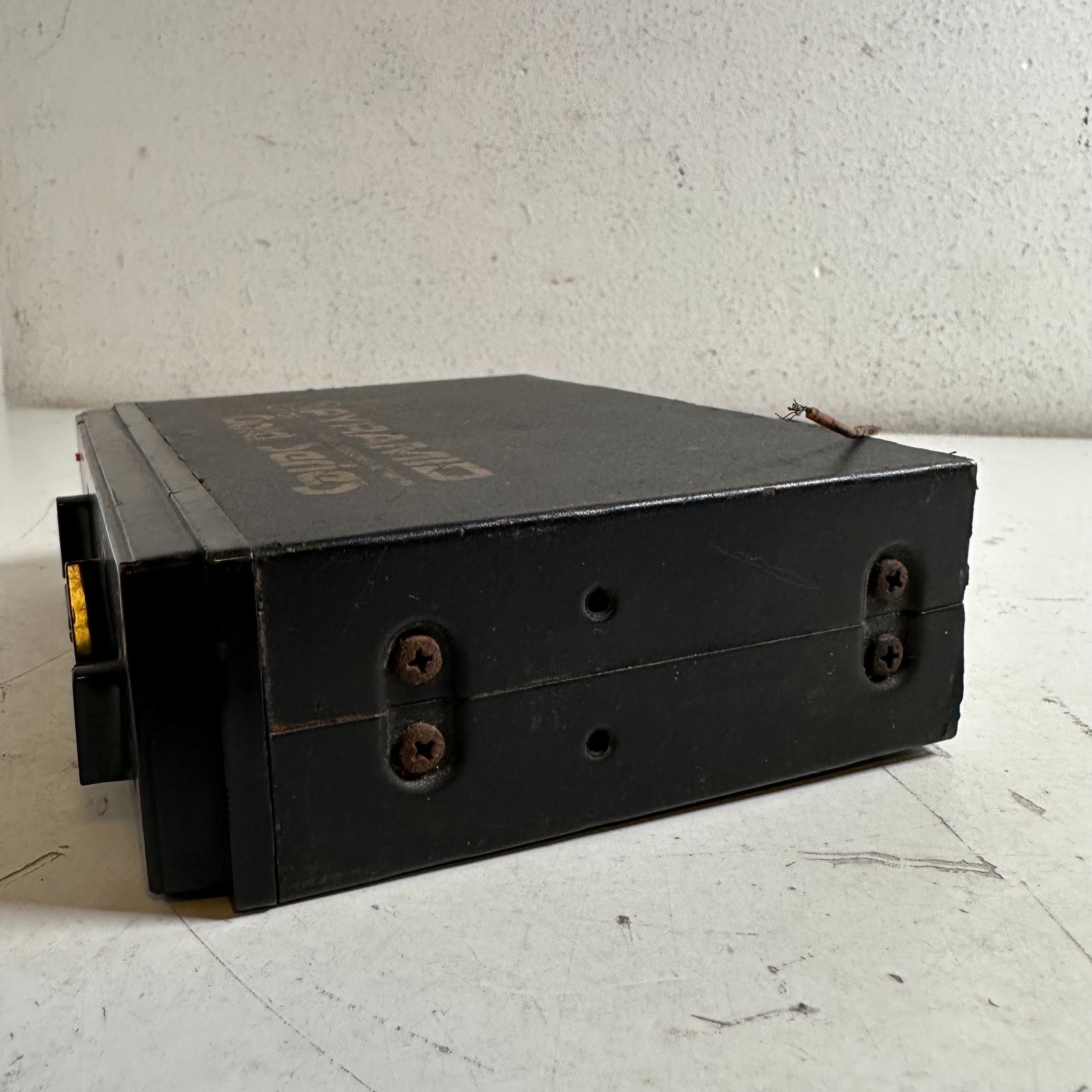 Pyramid CR70 Gold Series Black Multi-Channel Electronic Crossover Network