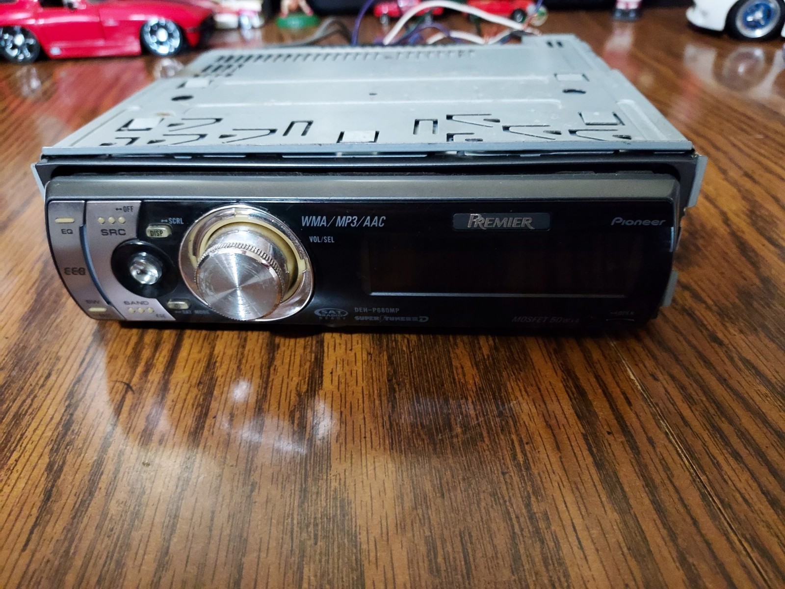 PIONEER PREMIER DEH-P680MP CD PLAYER W/ Remote
