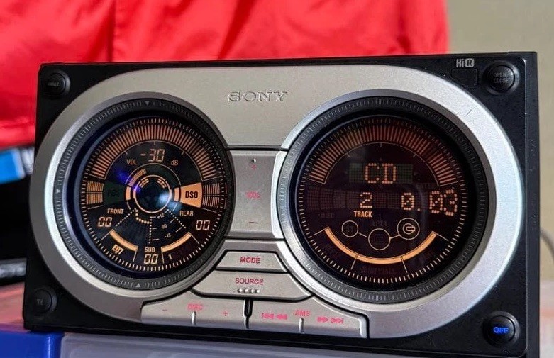 Sony WX-7700MDX Double DIN CD MD Receiver Car Audio Stereo Head Unit Vintage
