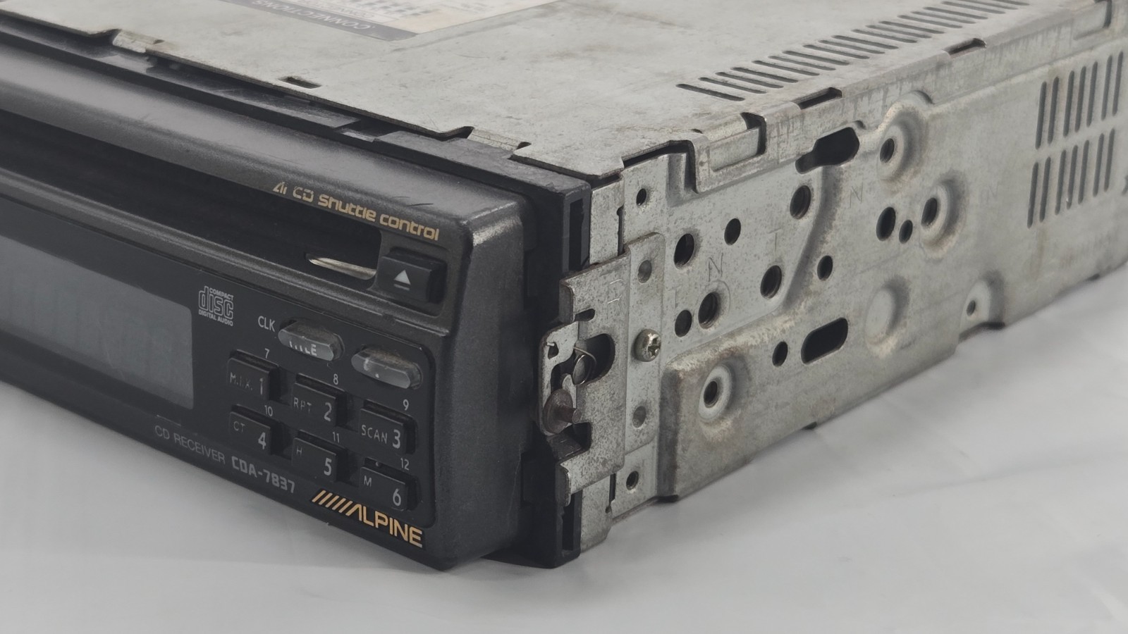 ALPINE CDA-7837 Car Audio Stereo CD In Dash Unit EQ Bass