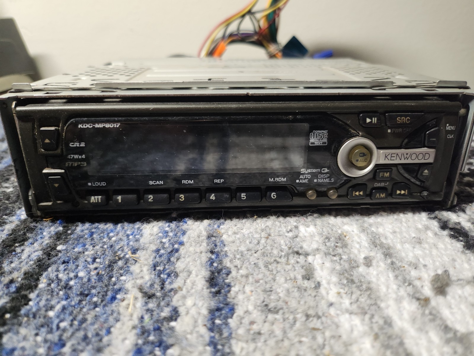 Kenwood KDC-MP8017 Car Stereo Pre-owned Untested