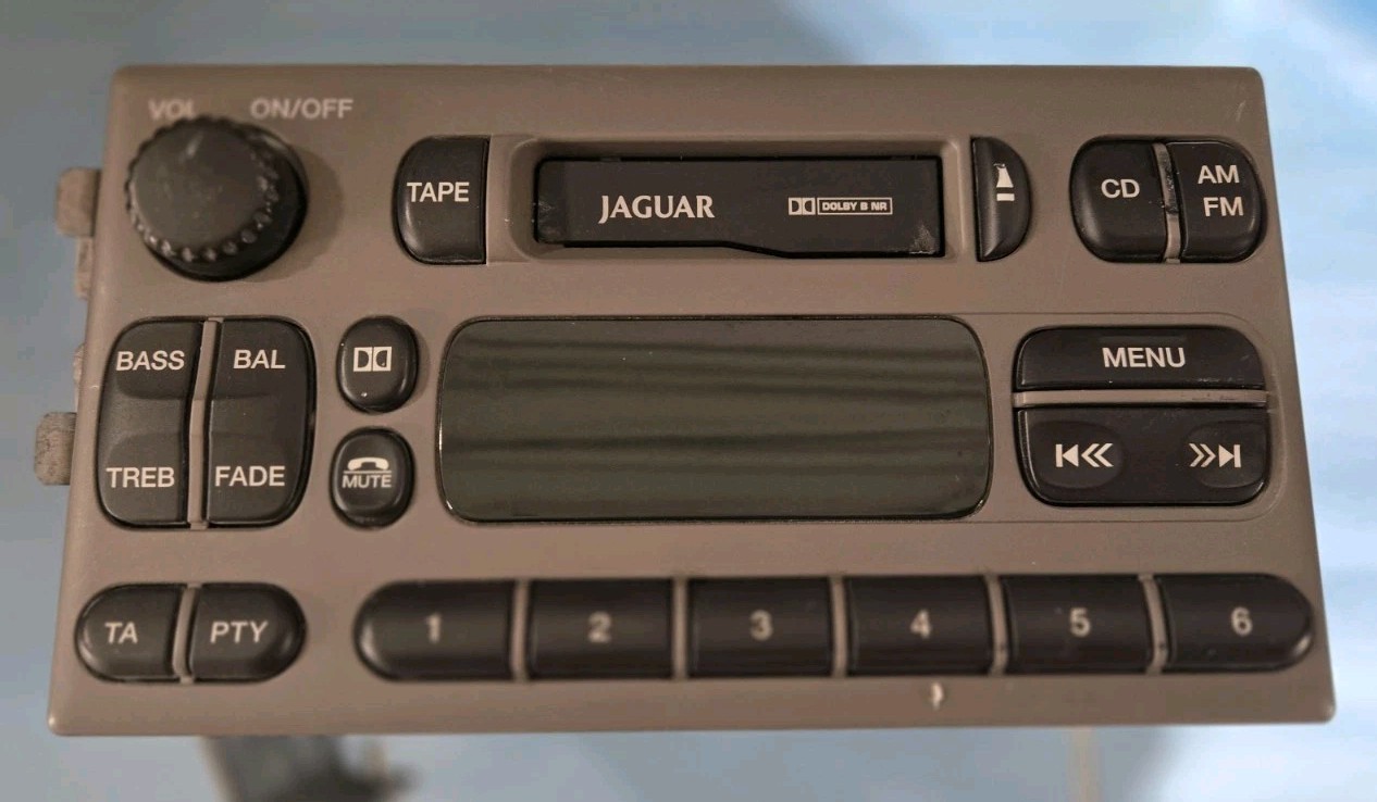 GRAY Jaguar S-Type cassette player radio stereo 00 01 02 XR8F-18K876-DHAGN